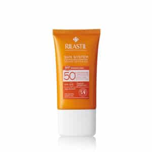 Tubo di crema solare Rilastil Sun System Age Repair SPF 50+ ad azione antiaging per pelli sensibili