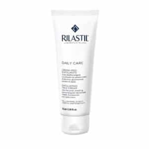 Tubo di Rilastil Daily Care crema viso esfoliante, scrub delicato per pelli normali e miste